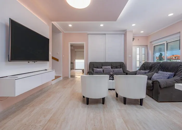 بيت للعطل Amazing In With Wifi *