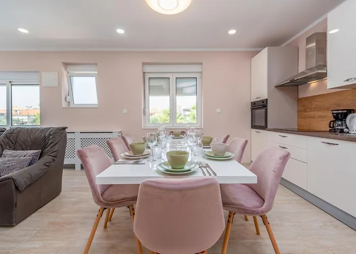 Amazing In With Wifi Vikendica